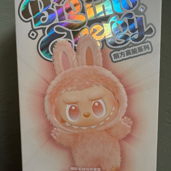 Labubu Big Into Energy Love new in box - Picture 3 of 4